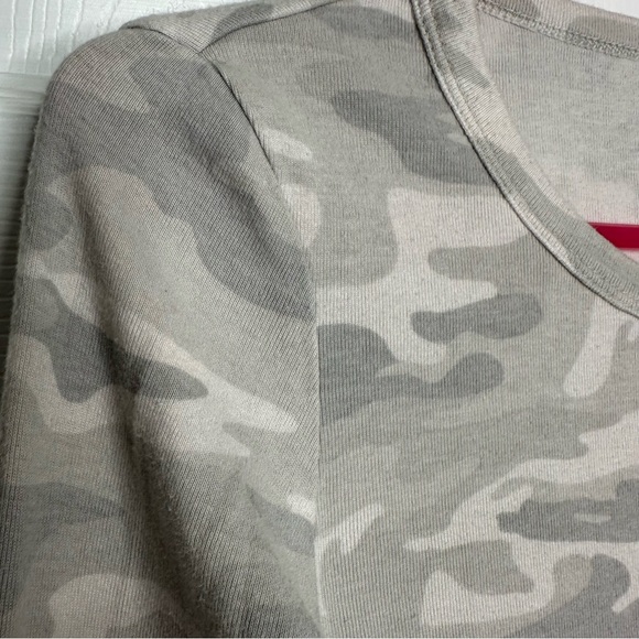 GAP Favourite Camo Shirt Long Sleeved Grey & White Size Small - Picture 7 of 16